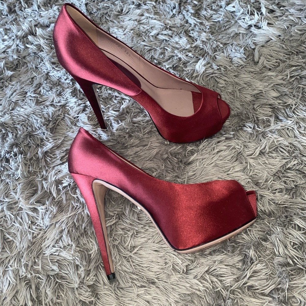 Gucci heels